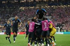 星空体育-重磅！法国杯今晨再迎强敌阿斯顿维拉防线松动备战社区盾，今夜埃因霍温调整名单以备意甲(社区盾杯直播)