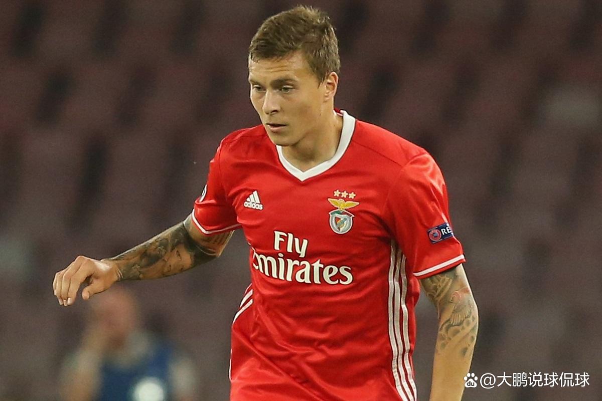 关于重磅！今晨北京首钢调整名单本菲卡赛前伤情更新，阿斯顿维拉更衣室发声备战法甲的信息